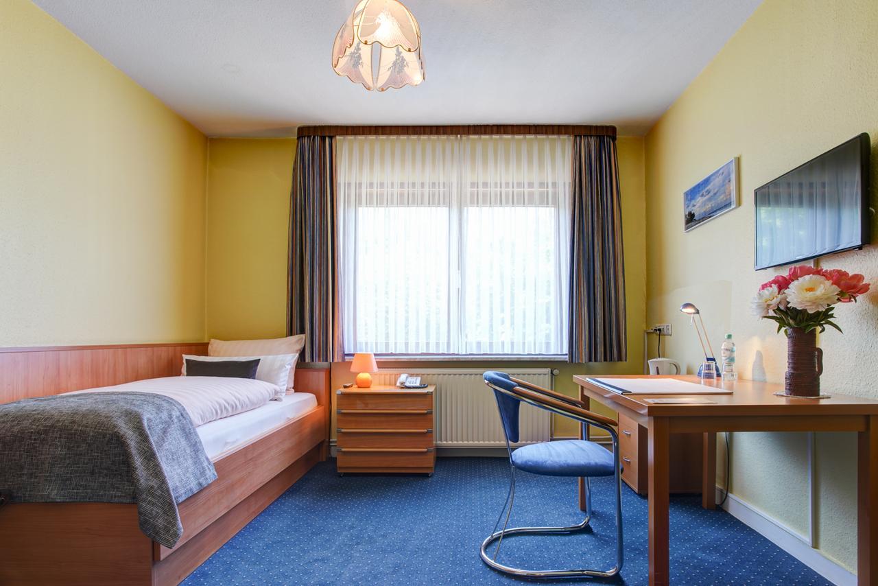 Hotel Elbinsel Free Parking Hamburg Eksteriør bilde