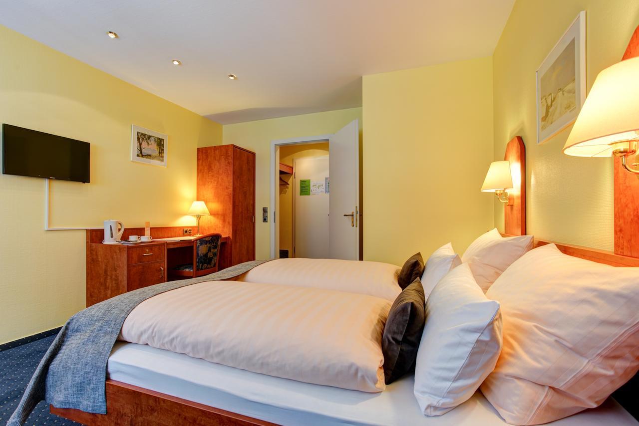 Hotel Elbinsel Free Parking Hamburg Eksteriør bilde