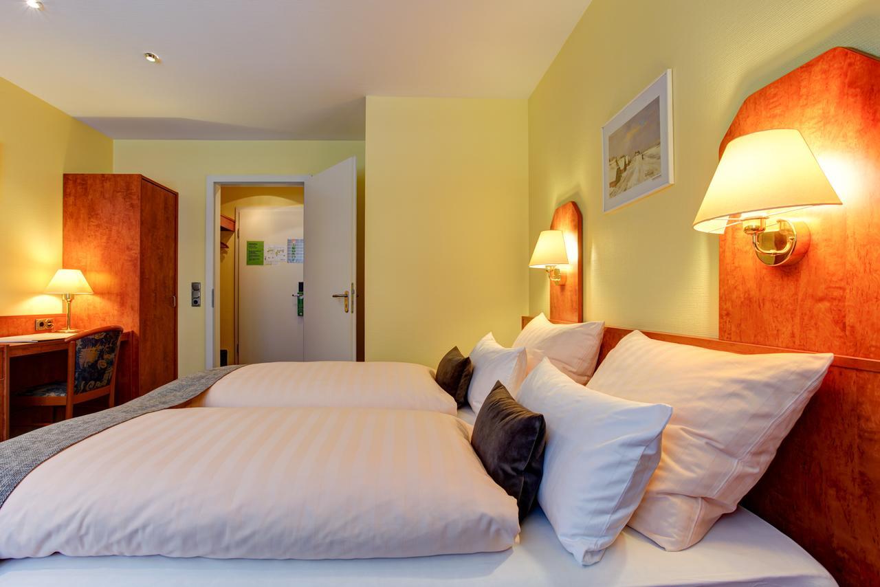 Hotel Elbinsel Free Parking Hamburg Eksteriør bilde